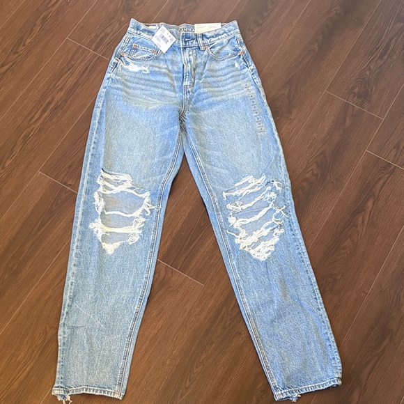 American Eagle highest rise baggy straight jeans - Picture 1 of 3
